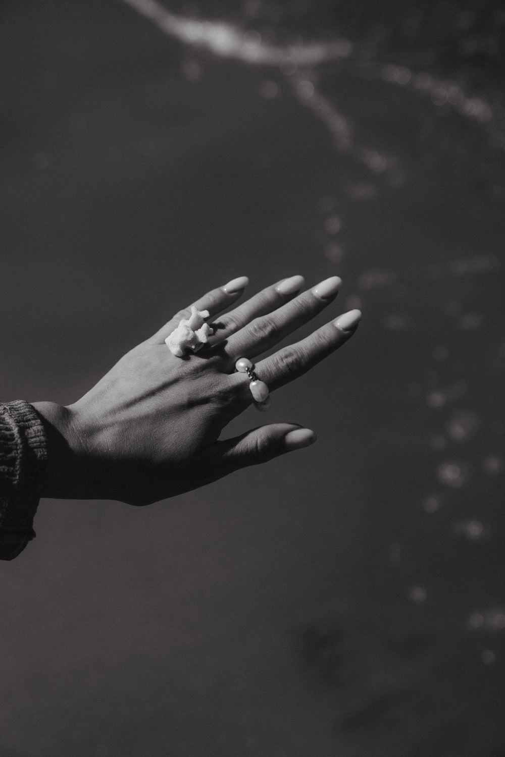 CHUNKY PEARL RING