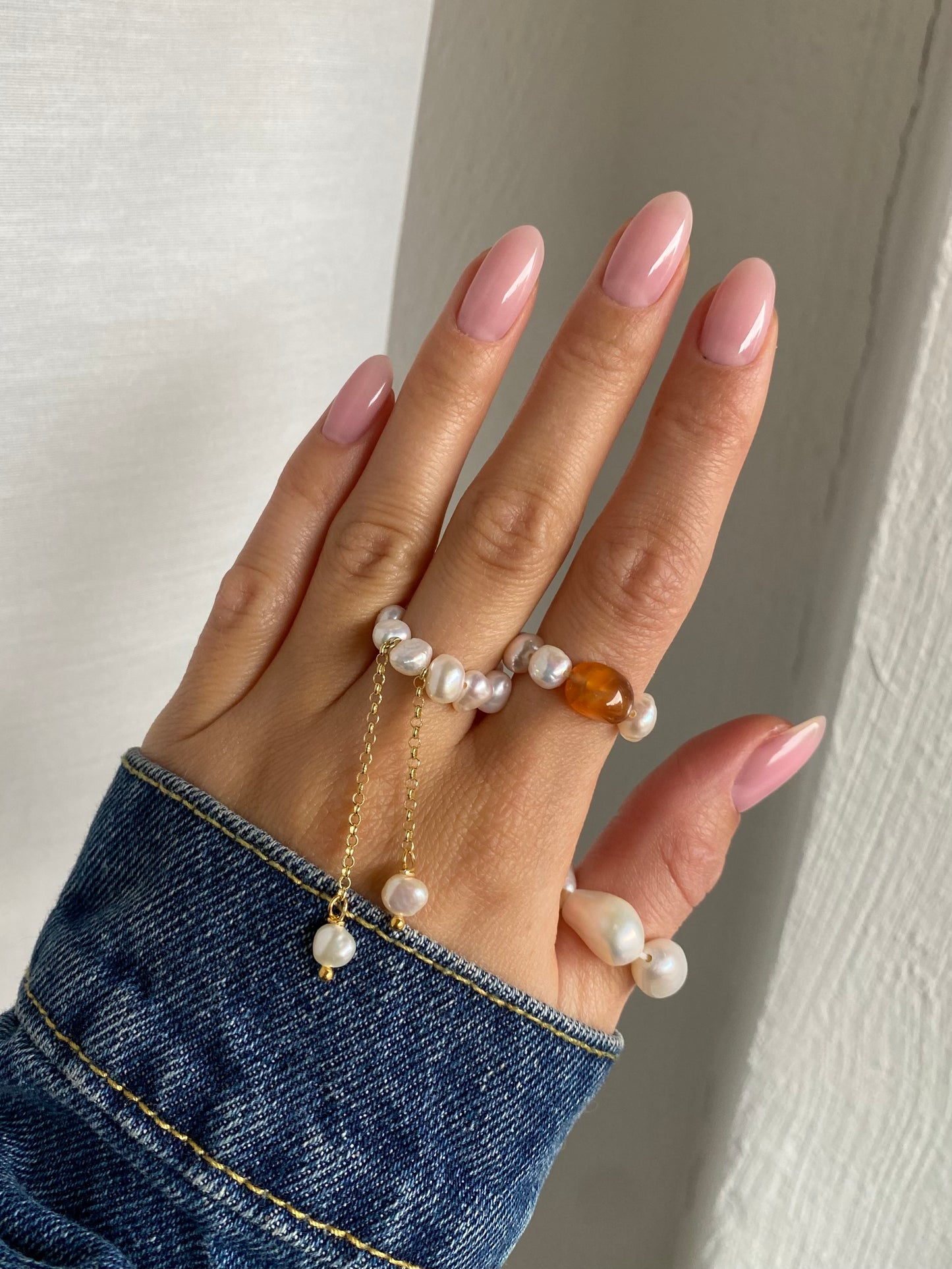 MULTICOLOR PEARL RINGS