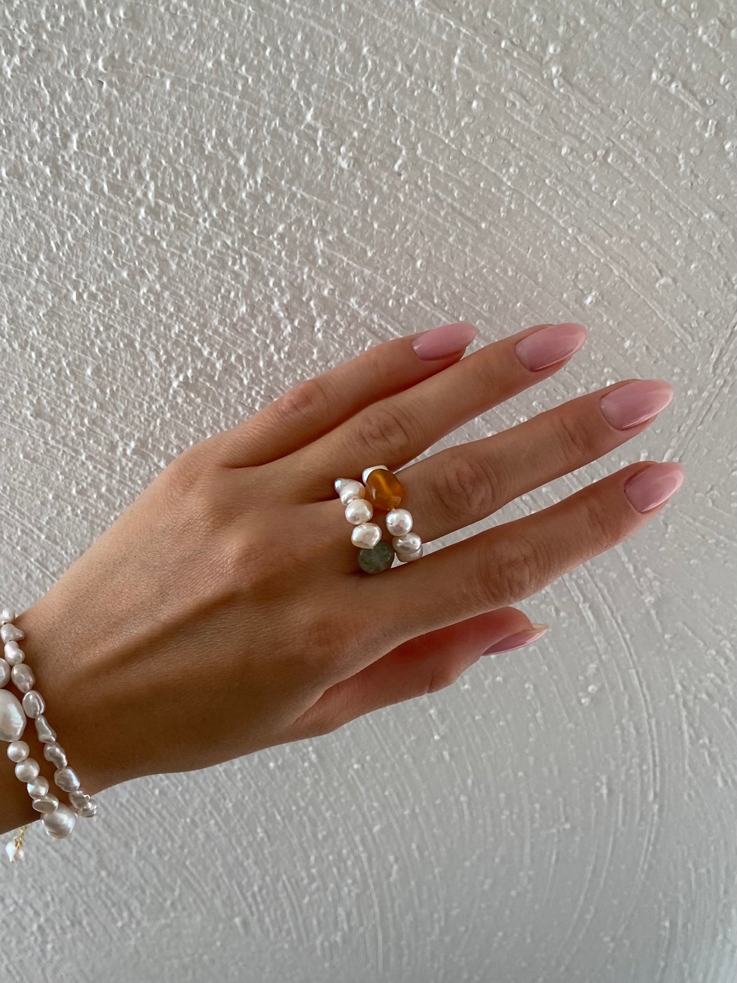 MULTICOLOR PEARL RINGS
