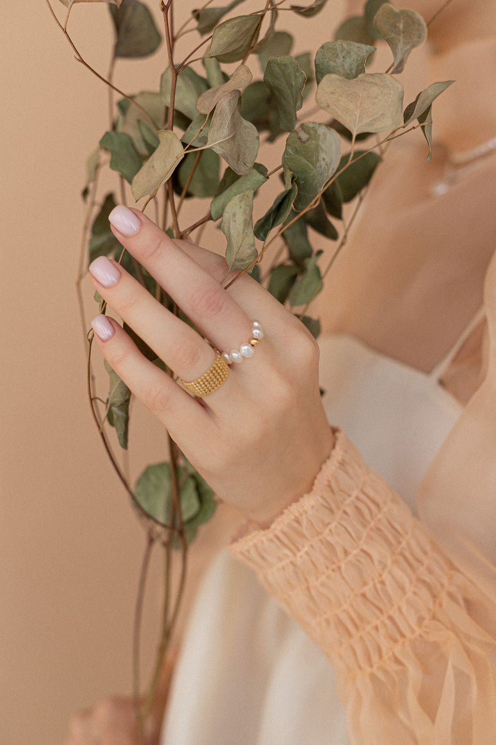 IRREGULAR PEARL RING