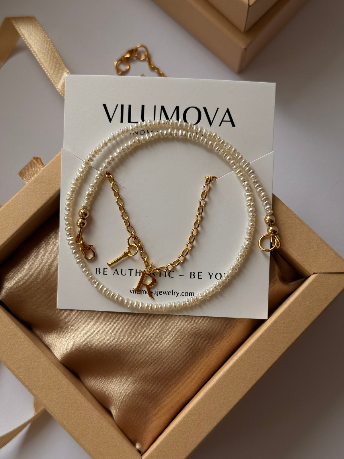 LETTER CHAIN