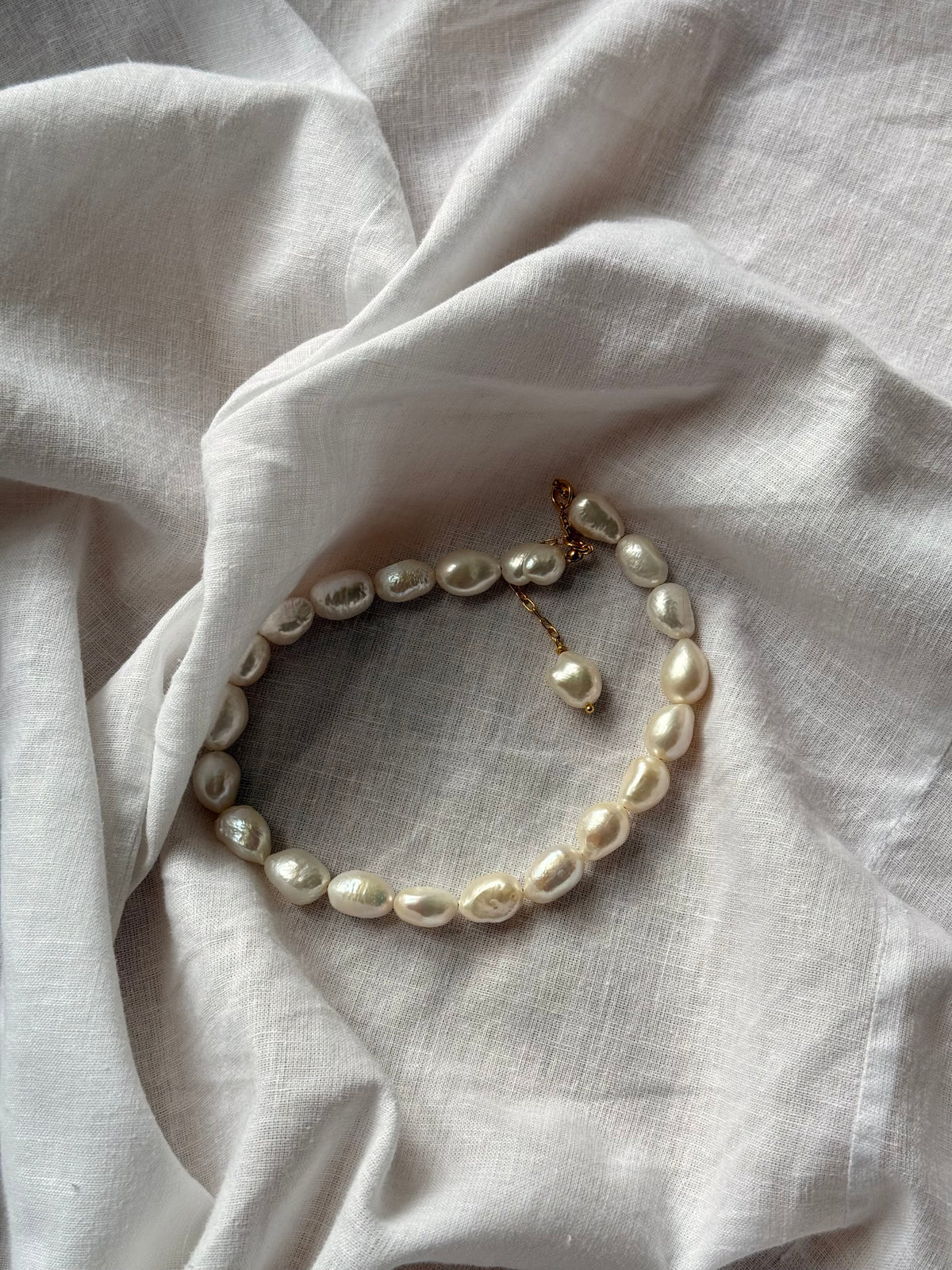 CHUNKY PEARL CHOKER