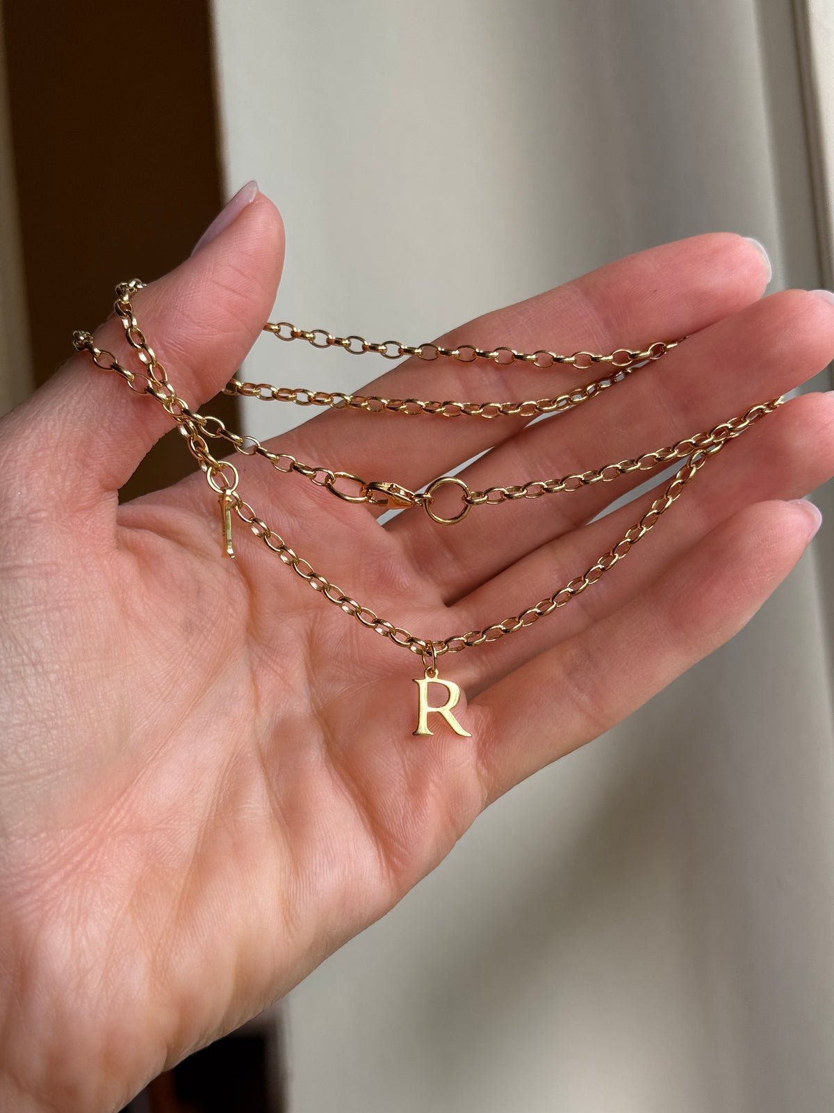LETTER CHAIN