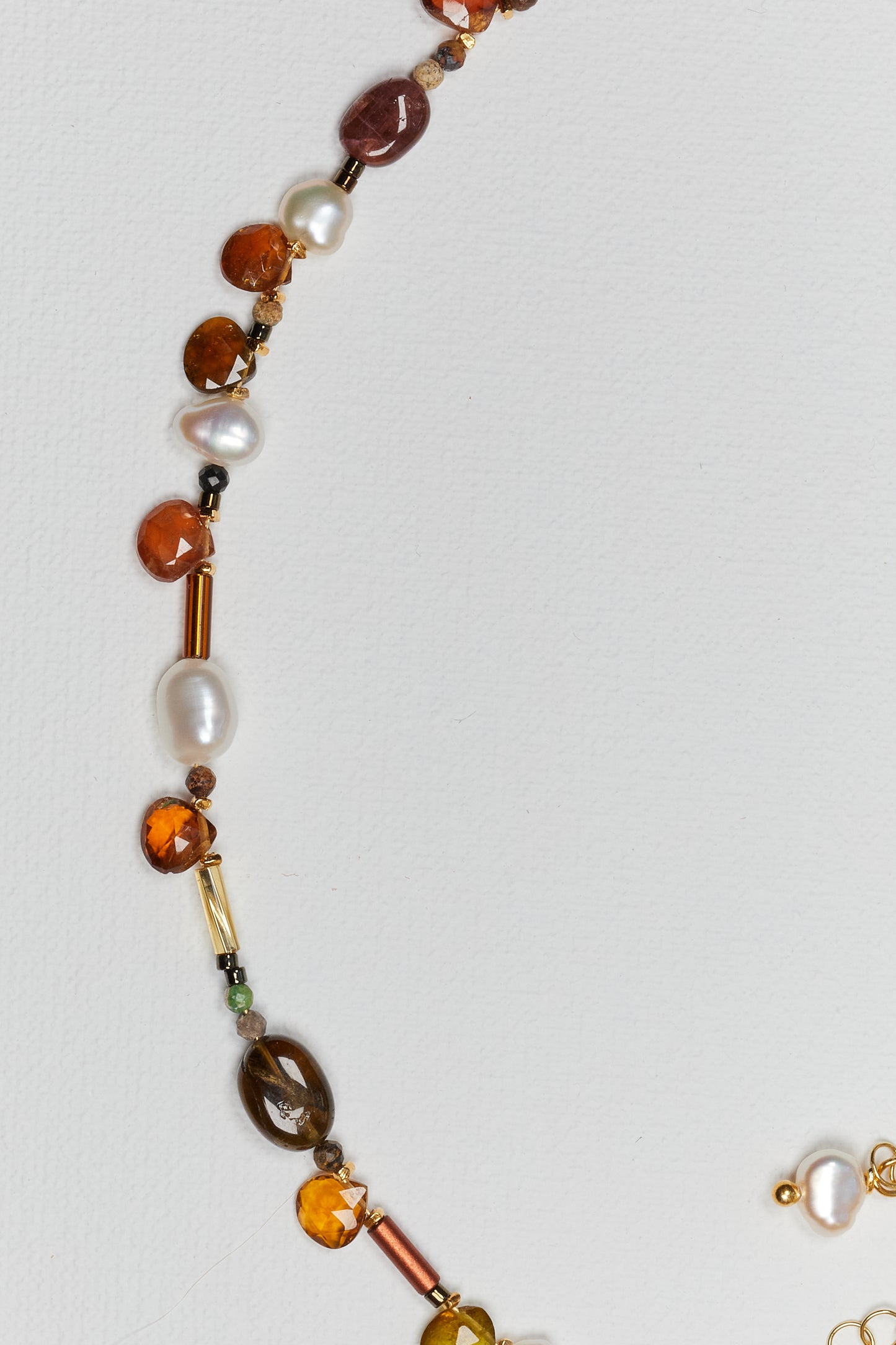 SMOKY MULTICOLOR CRYSTAL CHOKER