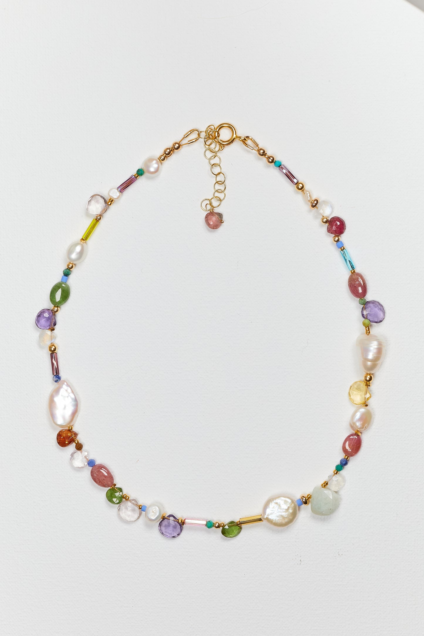 PINK MULTICOLOR CRYSTAL CHOKER