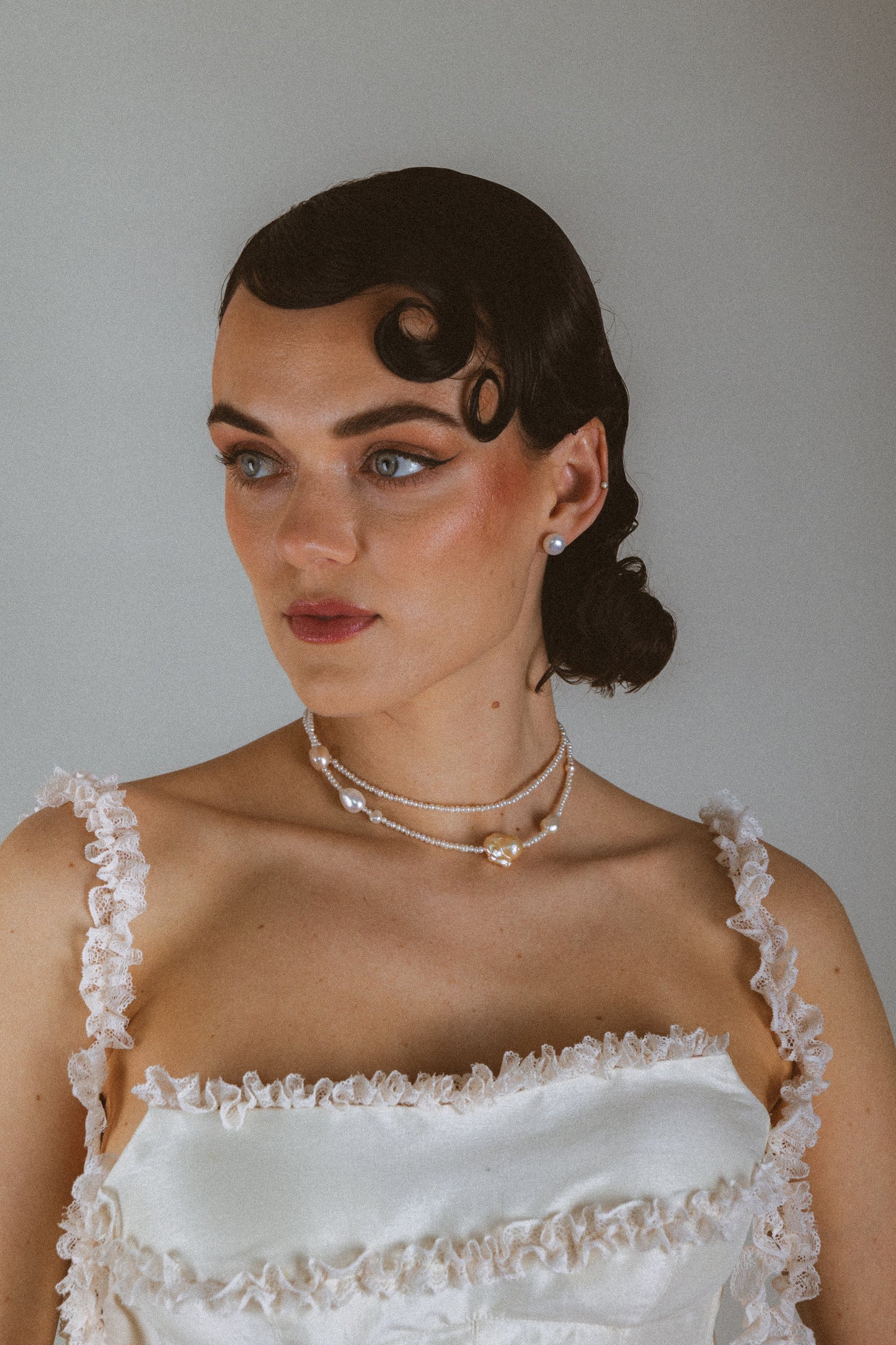 VENUS CHOKER
