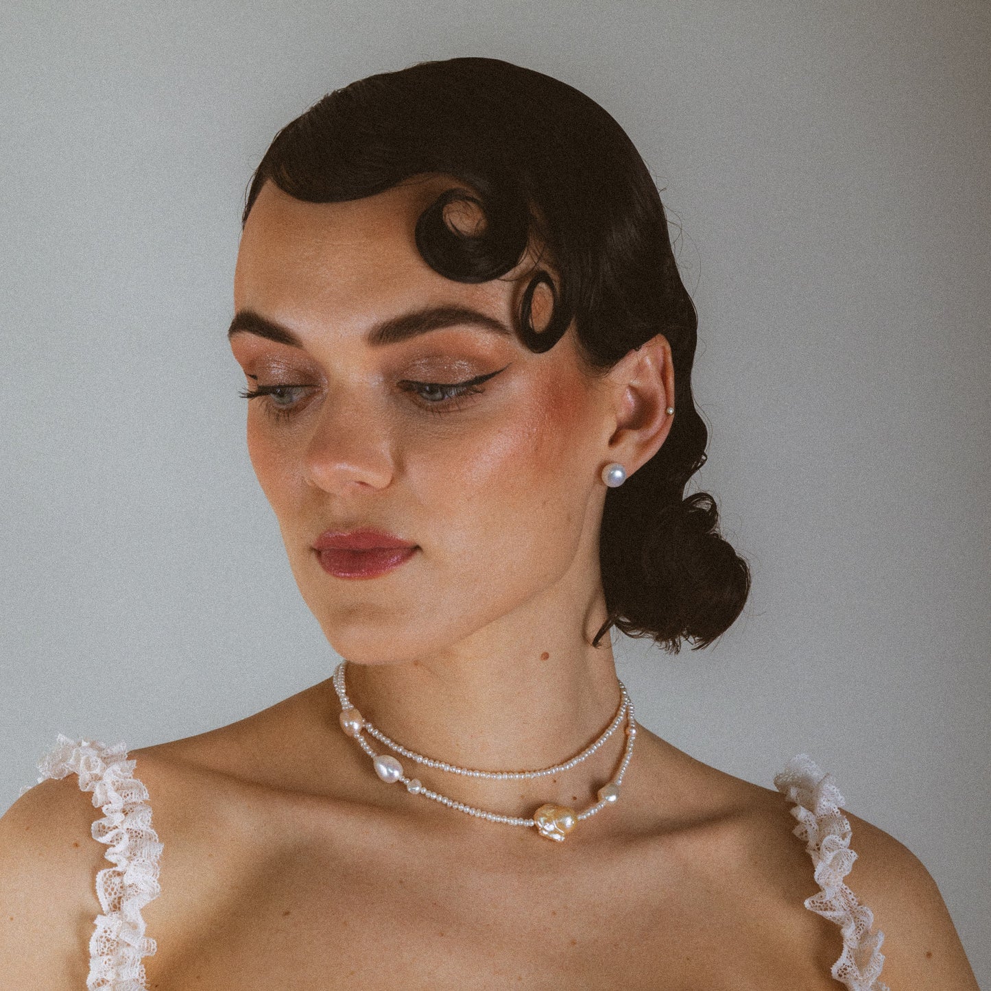 PEARL STUDS