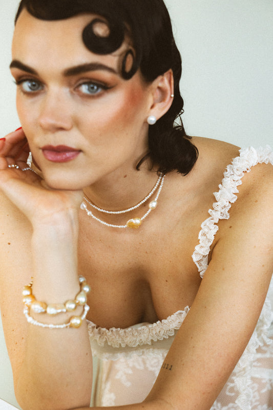 VENUS CHOKER
